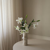 Elegant Lily Bouquet