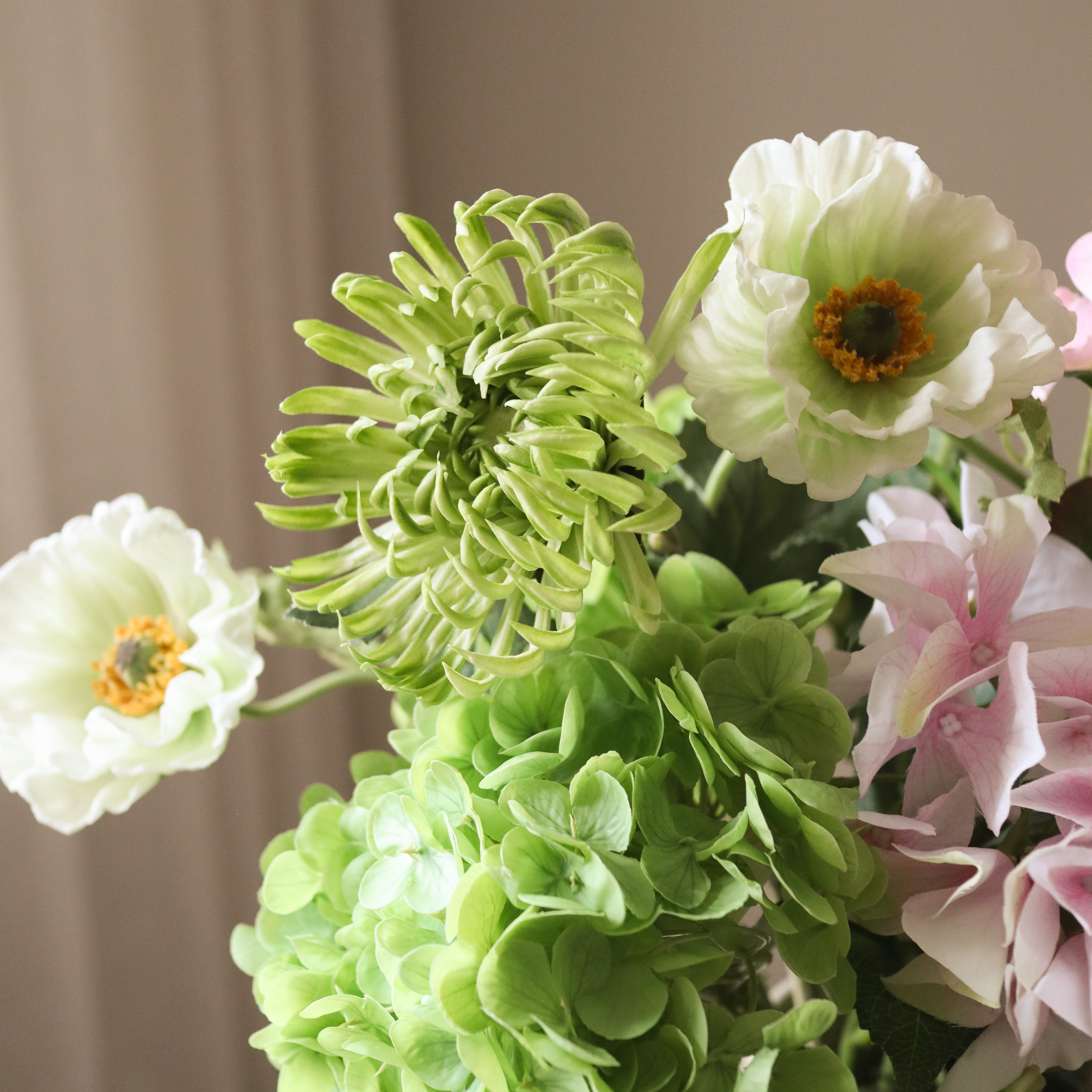 img-2|638810bd