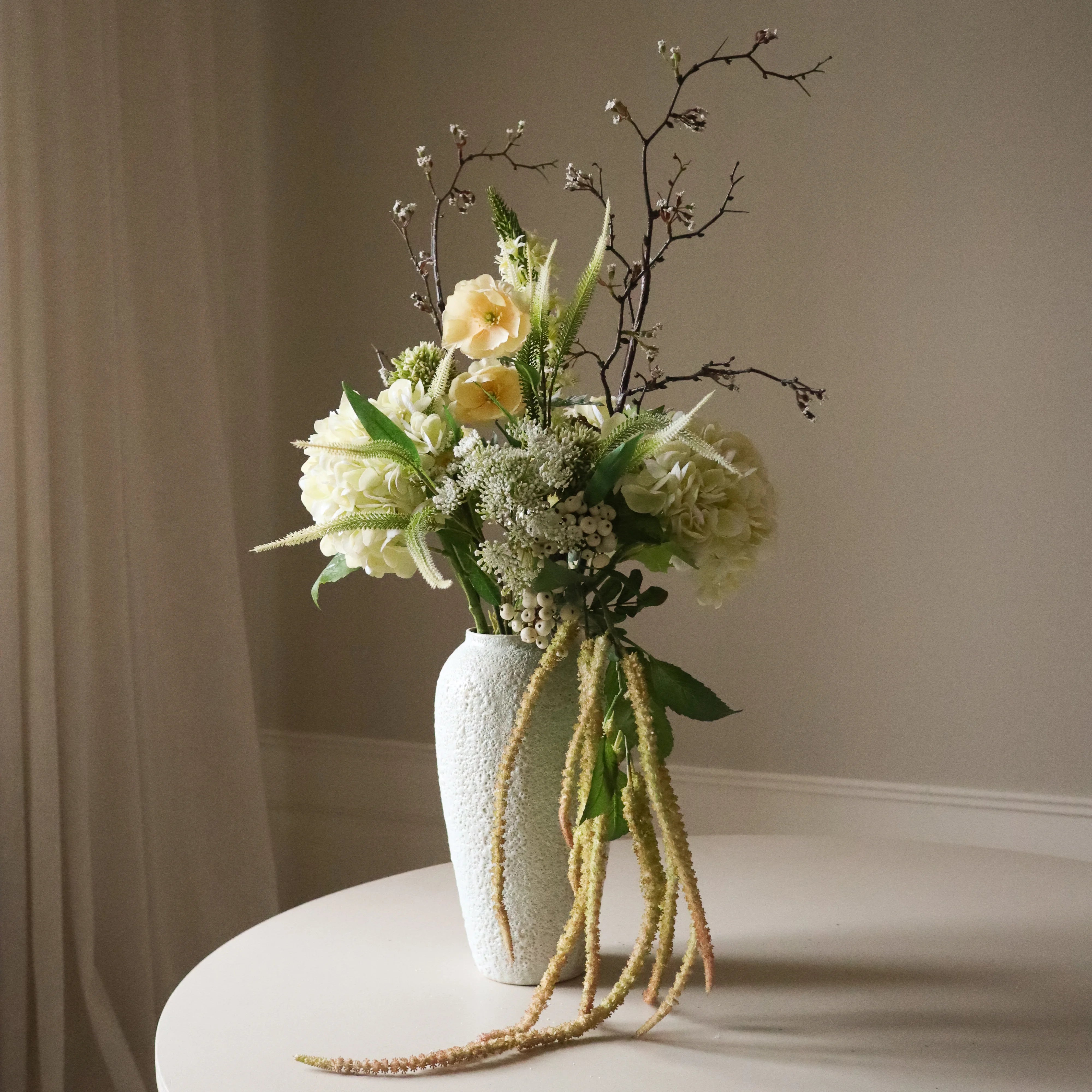 Shop Elegant Lily Bouquet from Botané