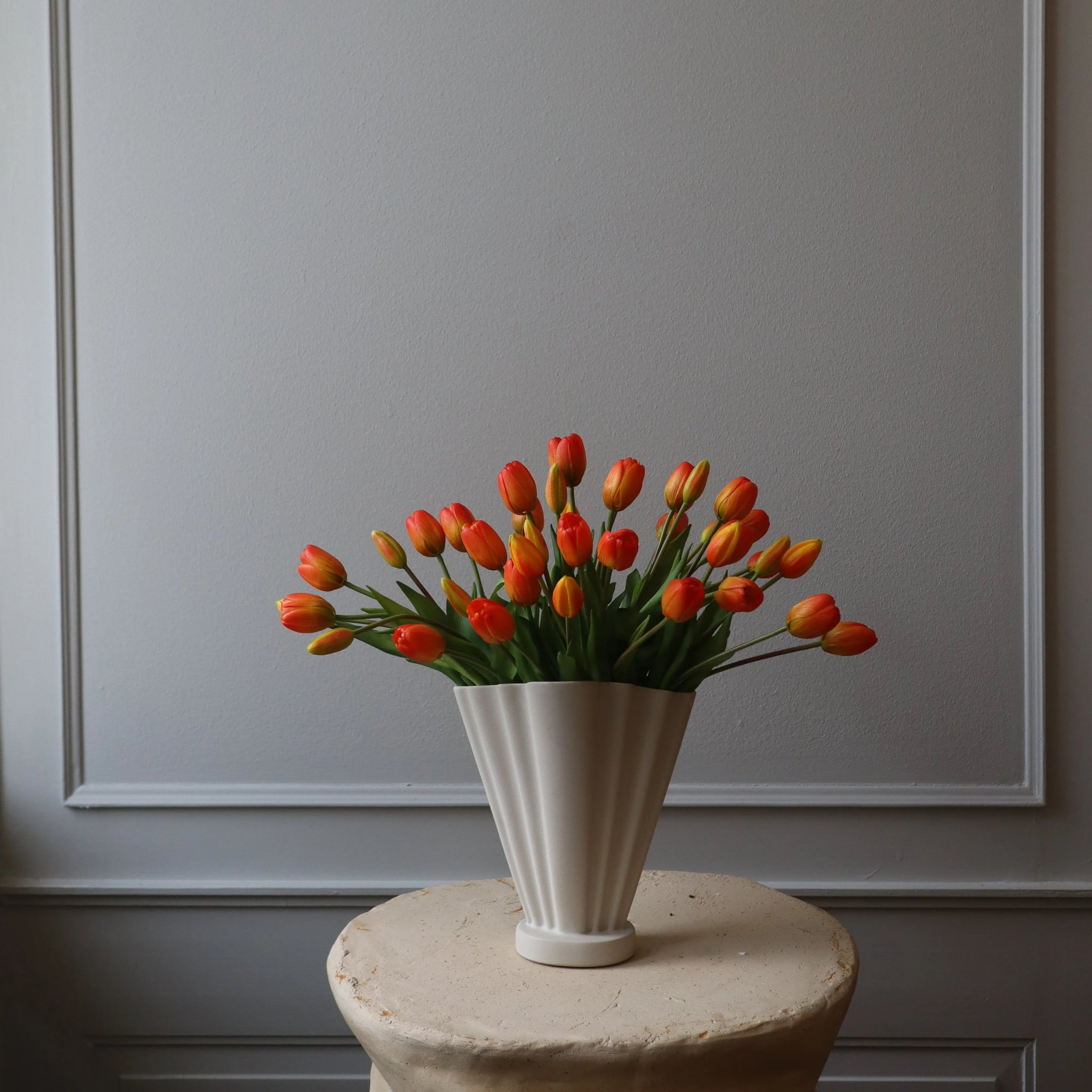 Tulip Grand Bouquet in from Botané
