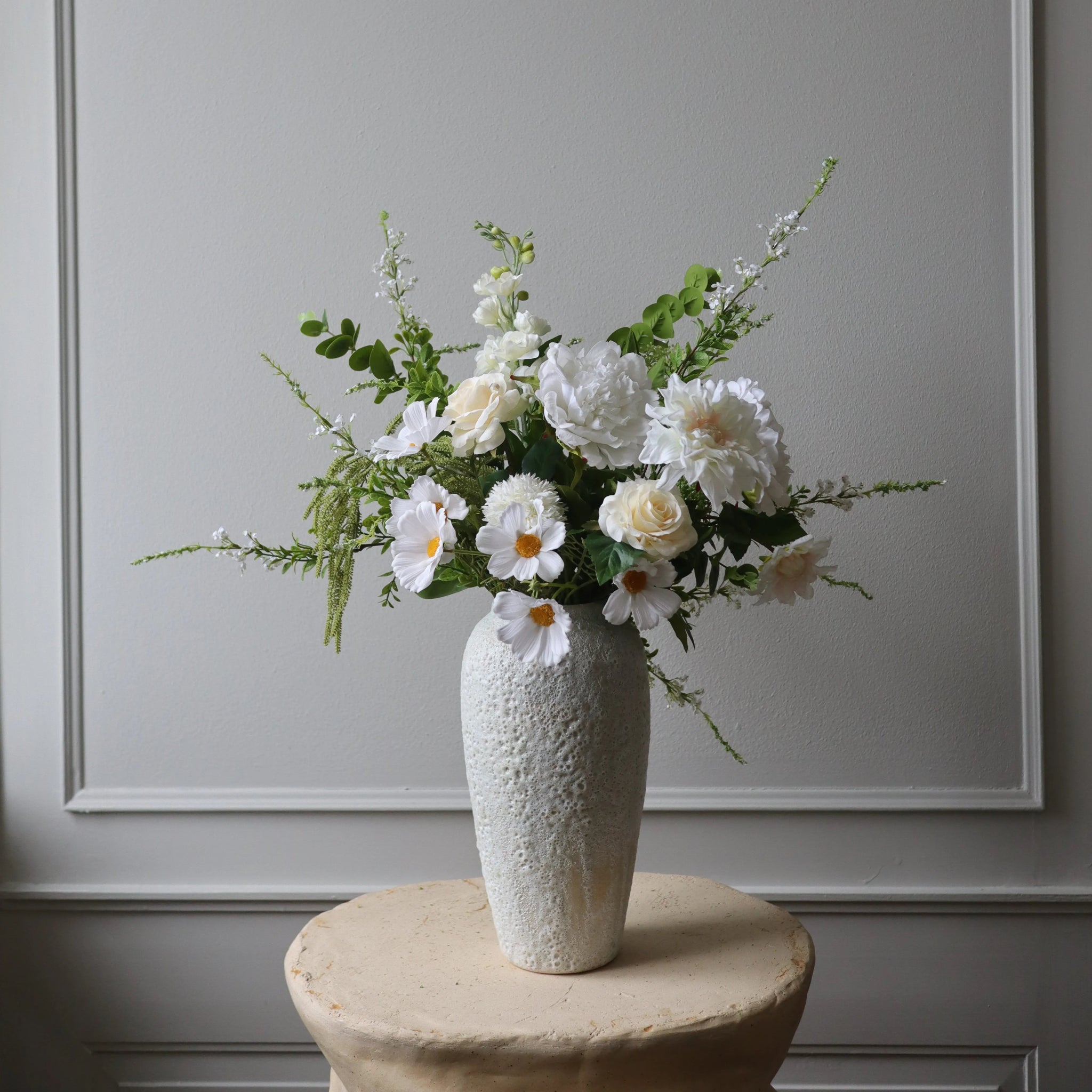Shop unique and beatiful flower vases from Botané